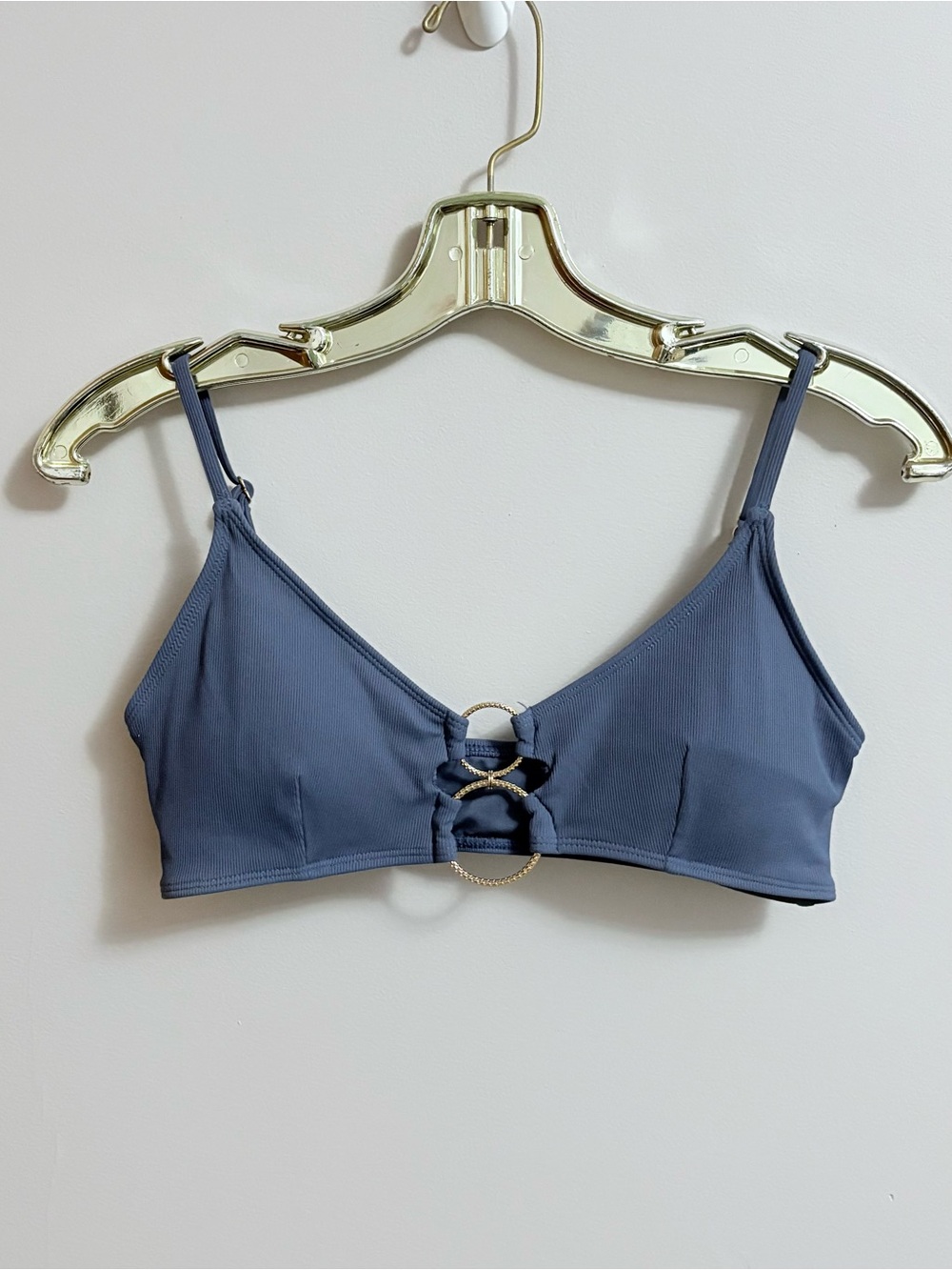 ✨3 FOR $20✨ Garage Bikini Top
